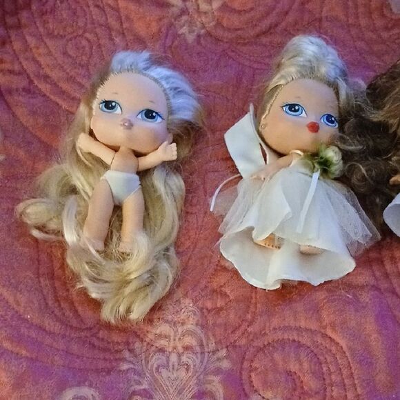 Set of Four Fashion Dolls with Outfits - Picture 2 of 6